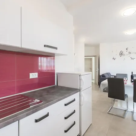 Lägenhet Apartman Antonio 4 *