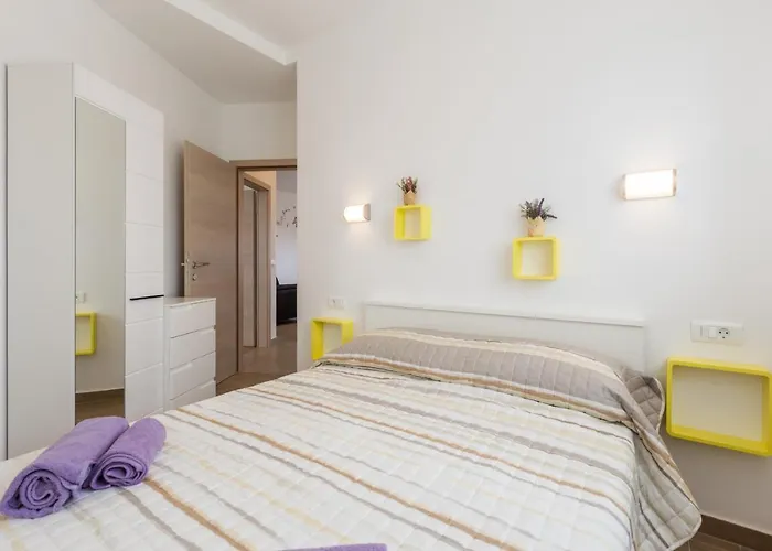 Daire Apartman Antonio 4 *